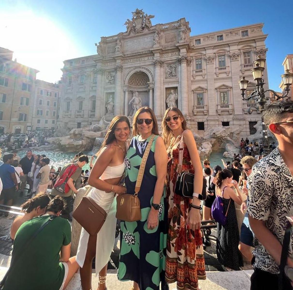Larissa, Nathália e Denise Lafuente curtem temporada de férias em Roma ...