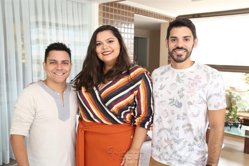 O batismo de Gabriel Figueiredo Frisson Online